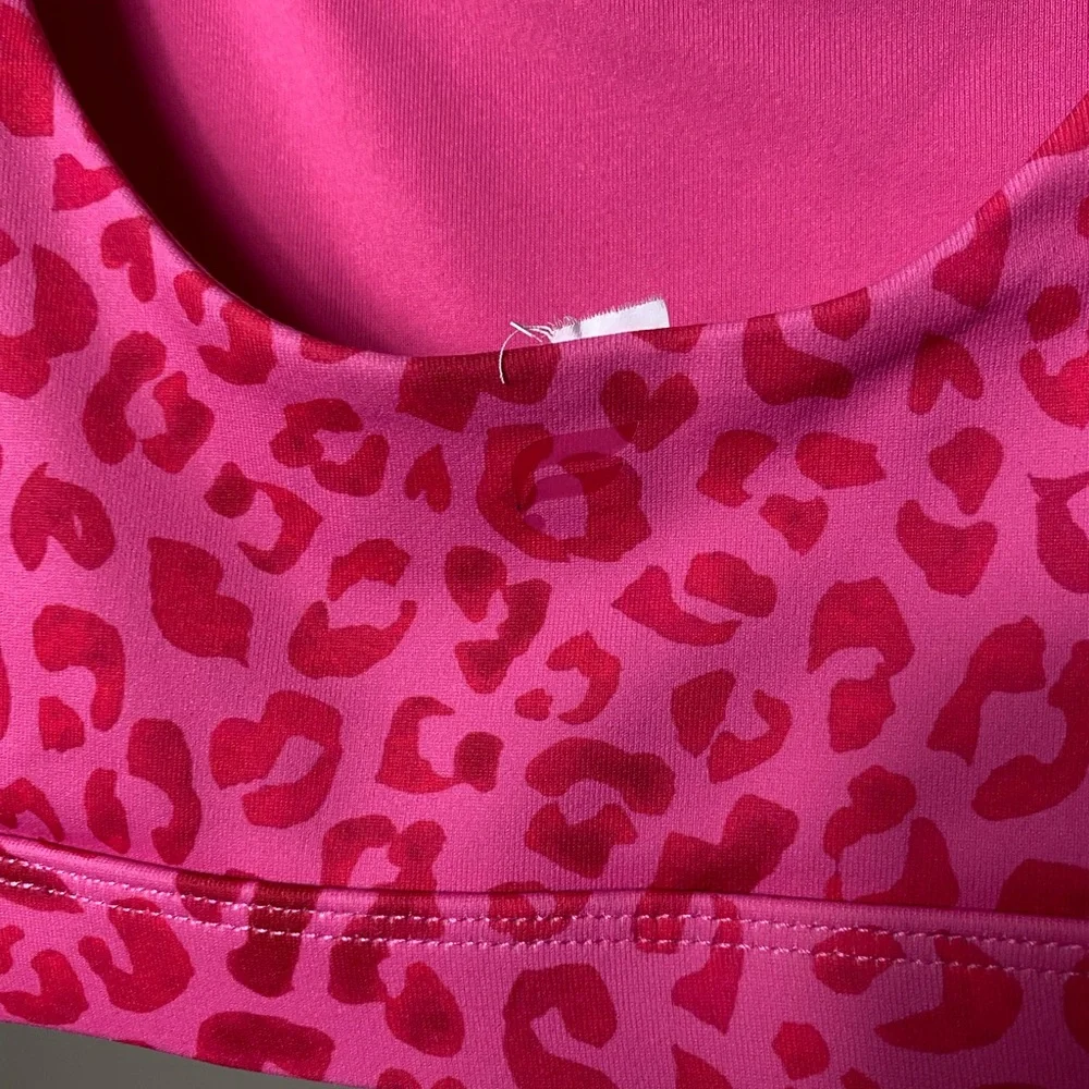 Fabletics Pink Leopard Cheetah Lola Low Impact Sports Bra - Picture 3 of 3
